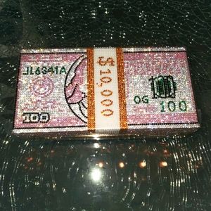 MONEY STACK CLUTCH PINK